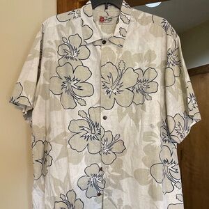 Hilo Hattie Hawaiian Shirt